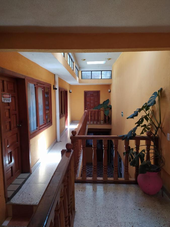 Lipi House Hostel ซานกริสโตบัล เด ลาสกาซาส ภายนอก รูปภาพ