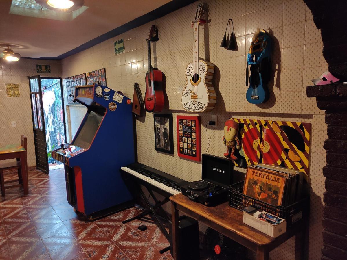 Lipi House Hostel ซานกริสโตบัล เด ลาสกาซาส ภายนอก รูปภาพ